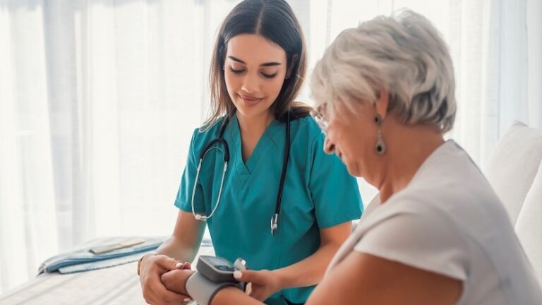 2024 Yılında Pratisyen Hekim Maaşı Ne Kadar?